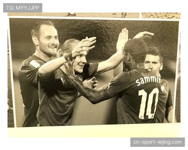 萨格勒布迪纳摩中场拦截失效 克罗地亚球队防守漏洞明显