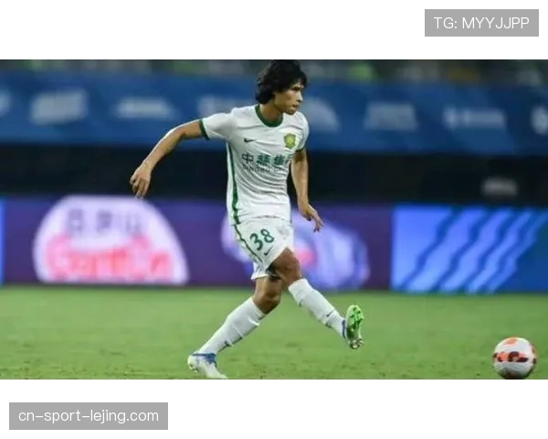 阮奇龙鲁莽送点半场被换 铜梁龙中卫防守选择需反思